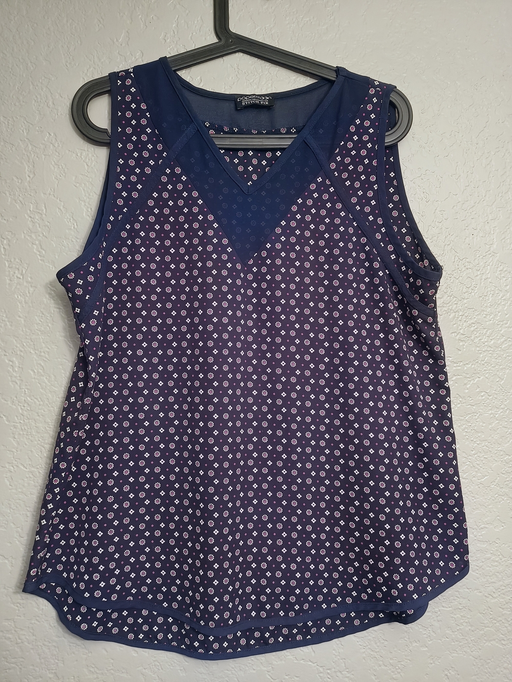 L Women's Navy Tank Top with Pink Geometric Print